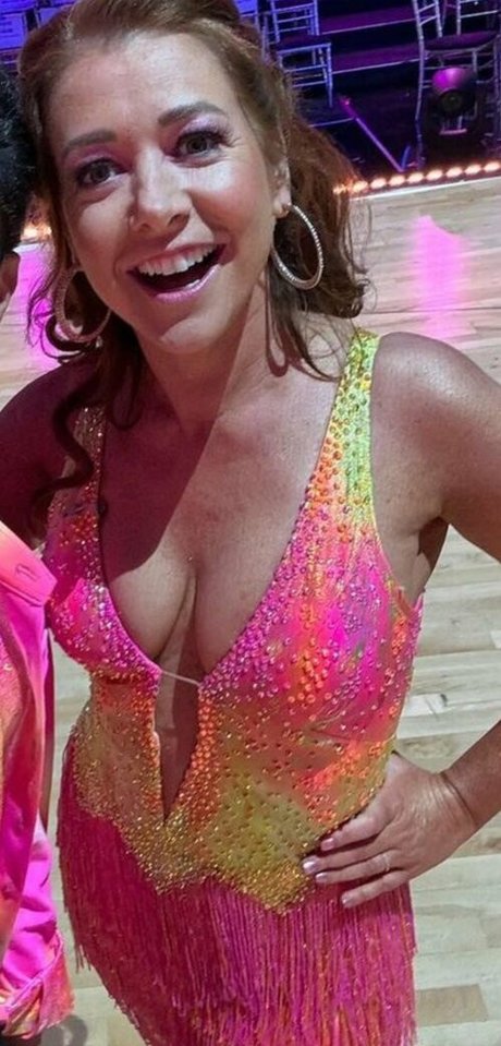 Alyson Hannigan beautiful actress galleries