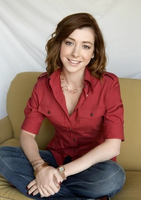 Alyson Hannigan star top img