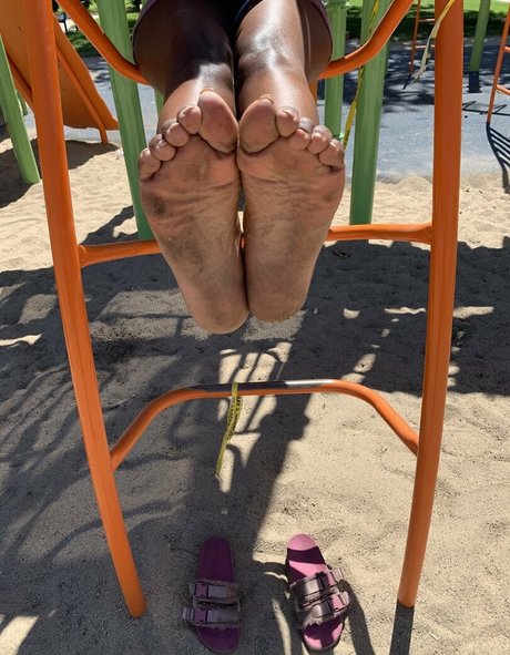 waveysolezz pornographic model images