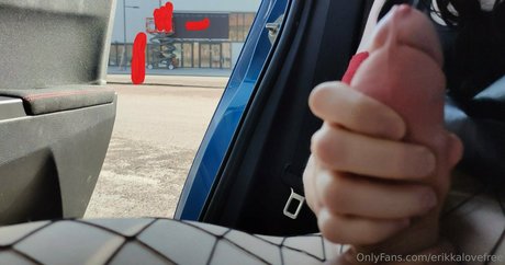 erikkalovefree erotic model picture