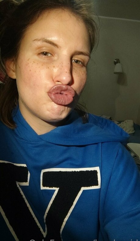 lucylumid adult actress pics