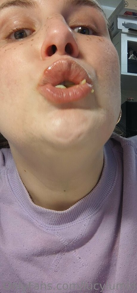 lucylumid top model gallery