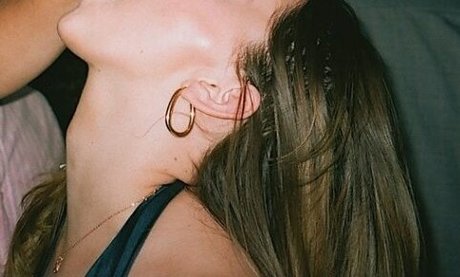 Lilly Breton star high quality pic