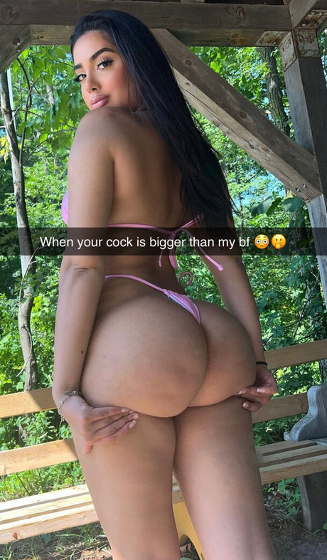 spicyymimi beautiful model pic