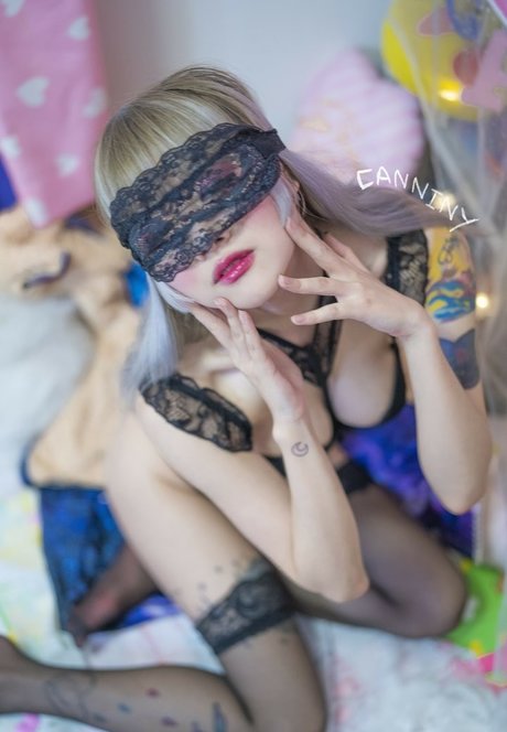 Canniny pornographic actress images