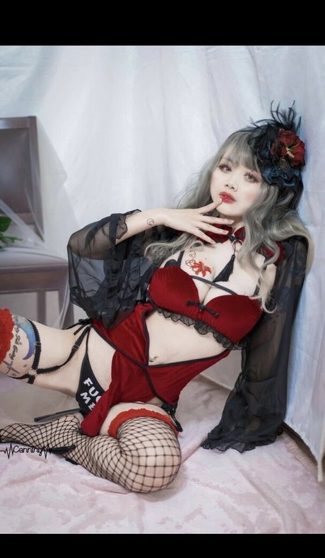 Canniny hot pornstar images