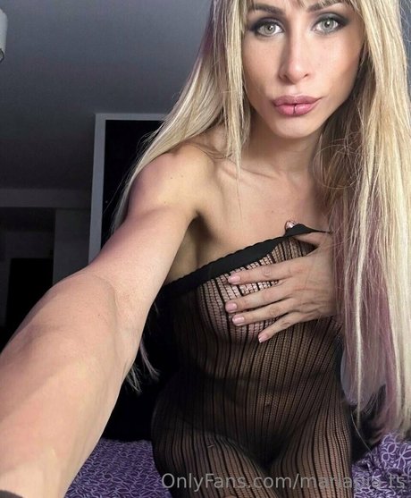 mariapia ts star erotic photos