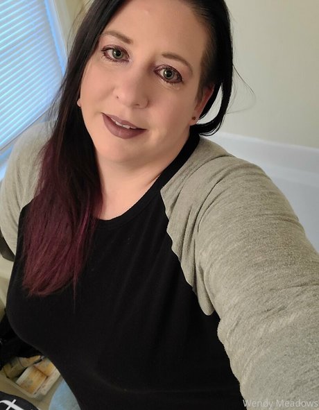 wendymeadows free actress img