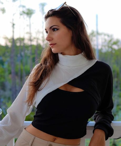 AlexiaRaye pornstar best gallery