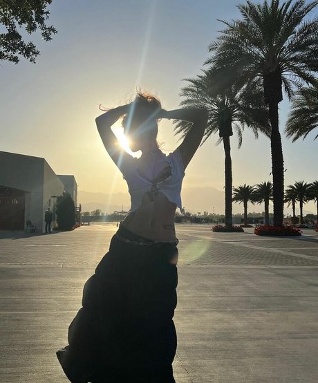 Renatarii porn actress image