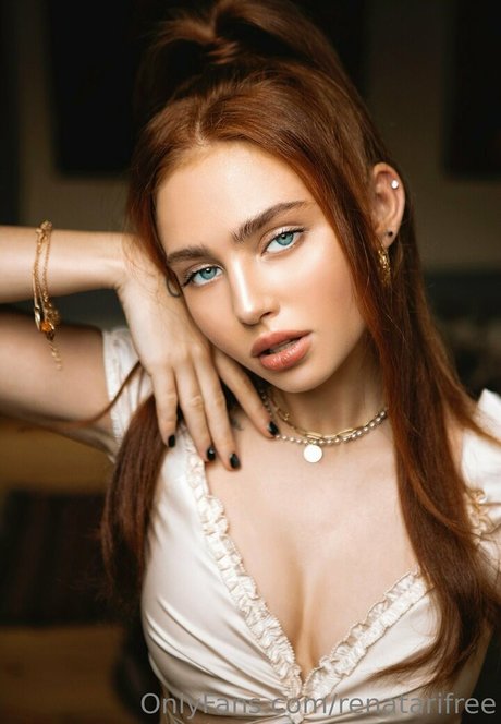 Renatarii beautiful model photo