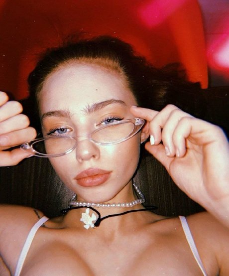 Renatarii pornstar nude picture