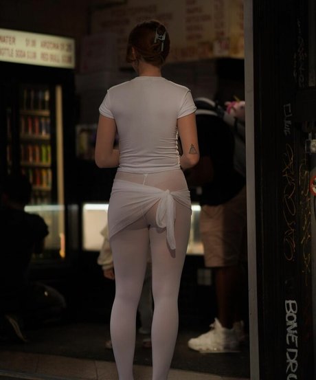 Renatarii model photo