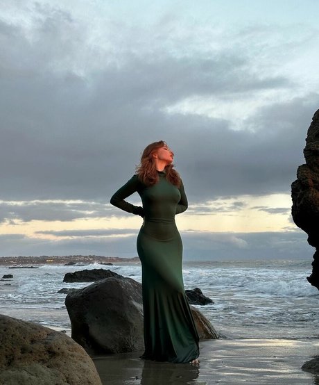 Renatarii model hd picture