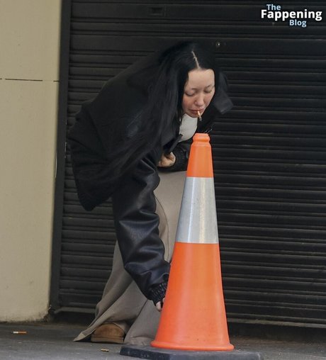 Noah Cyrus star beautiful pic