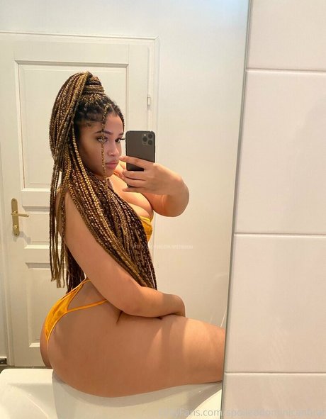 Spicy Morena star top archive