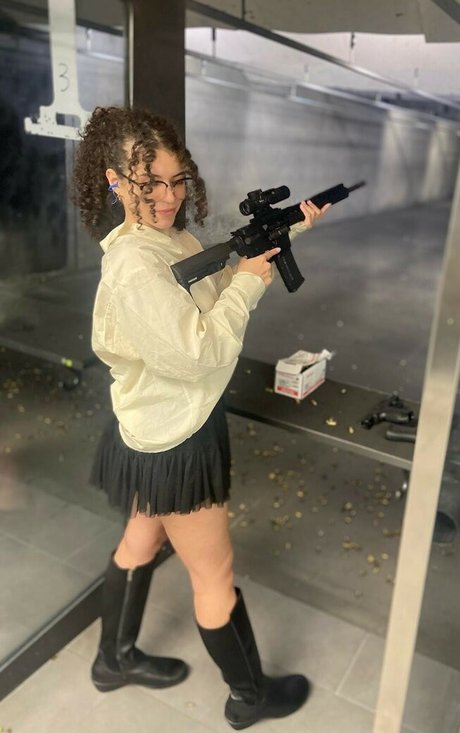 Brittany Venti perfect model img