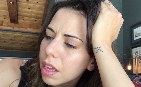 Laura Bailey pornstar beautiful pics