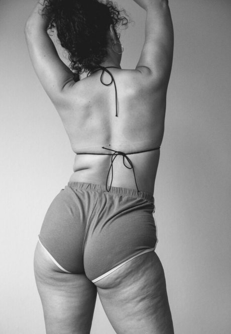 k lockss nudes model picture