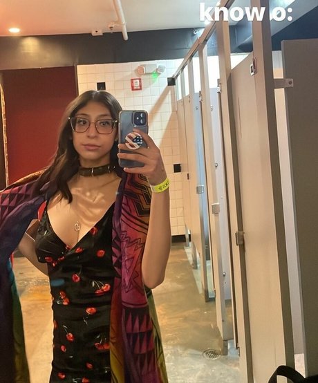 Sona Bella erotic star pics