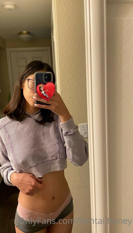 Sona Bella hd actress image