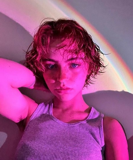 Hadley Nelson perfect model galleries