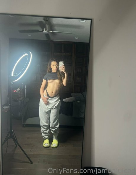 jambajuiced pornstar nude picture