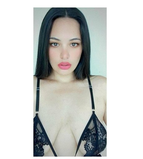 lilahfree model nudes picture