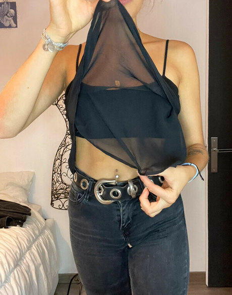 AlaiaJeanneau top model pic