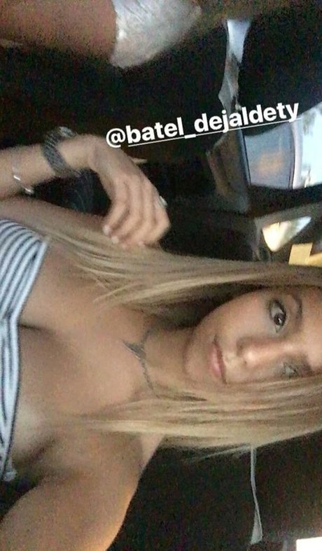 Coral Sharon perfect pornstar pics