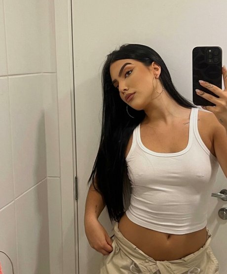 Duda Kropf art model pictures