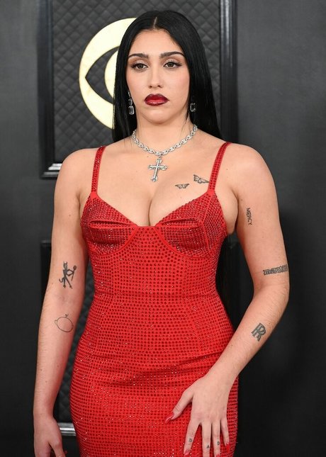 Lourdes Leon pretty actress images