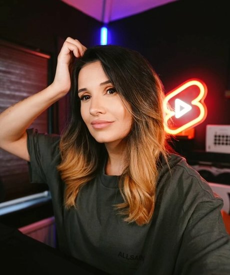 Cadaea pornstar nice photos