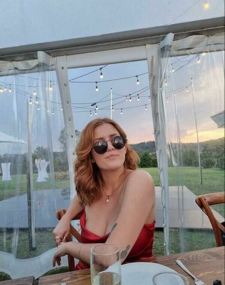 Chloe Maddren Profile pic