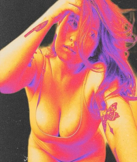 Chloe Maddren beautiful star gallery