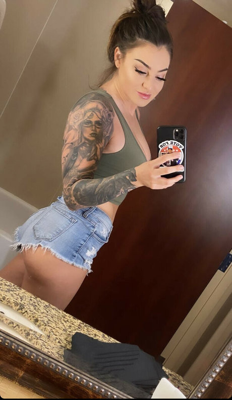 HeatherLynnoh sex model image