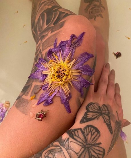 Listapia star nudes pics