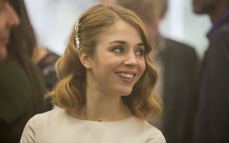 Alice Isaaz nice star img