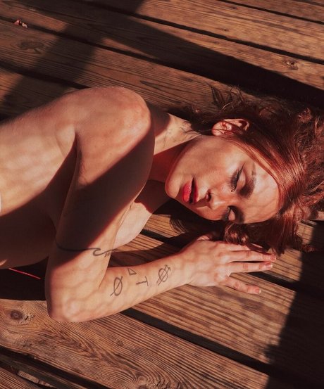 Eliza Grace pornstar adult pic