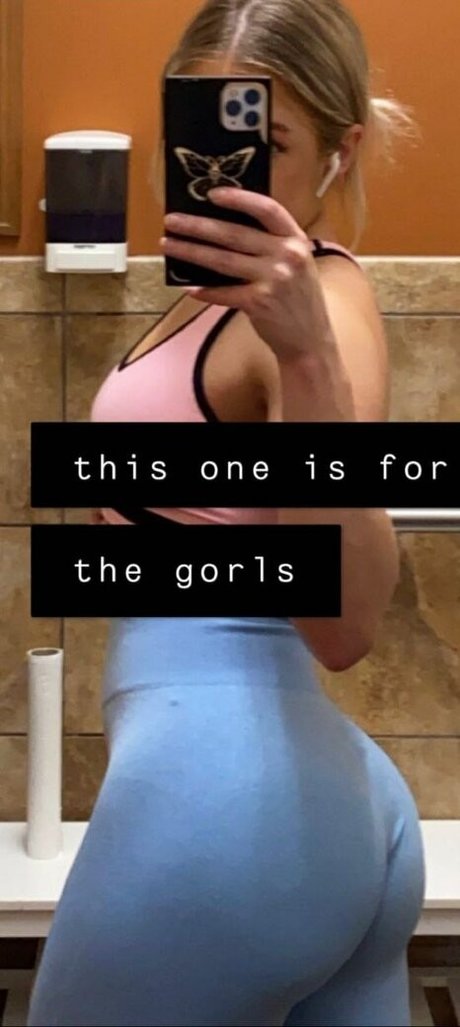 Hailsbee porn actress images