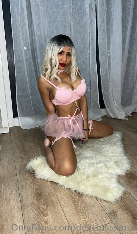 deliciusstinnykate pornstar xxx image