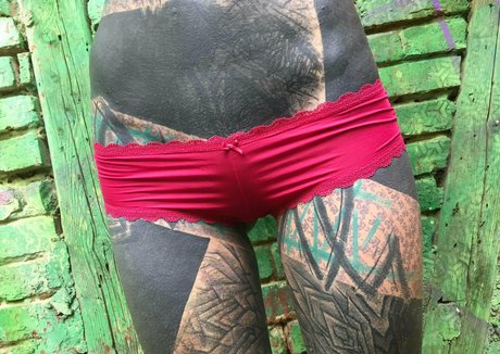 big ass jeans onlyfans hot naked photo