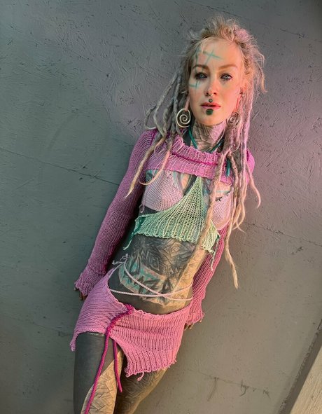 Anuskatzz nice pornstar pics