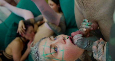 Anuskatzz hd actress pic