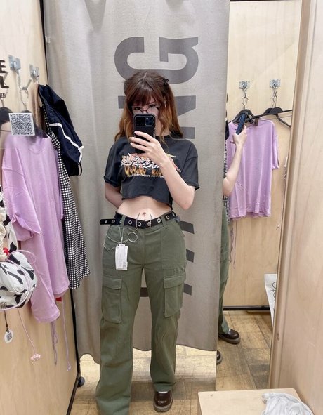 frauleinmilk naked model photos