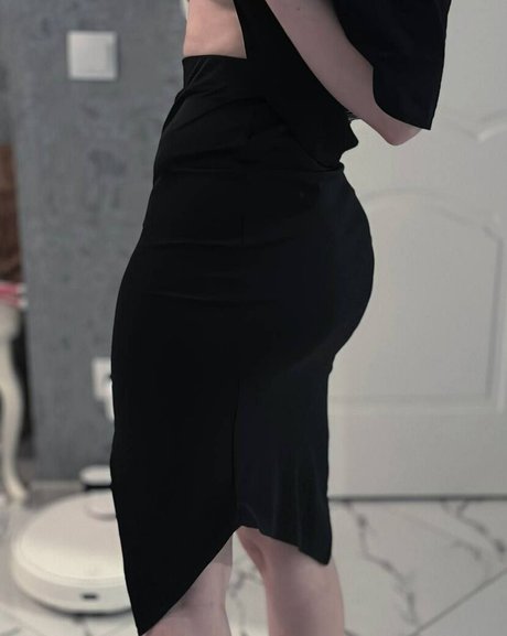 curvy onlyfans naked gallery