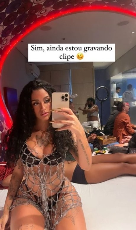 AZZY nice actress image