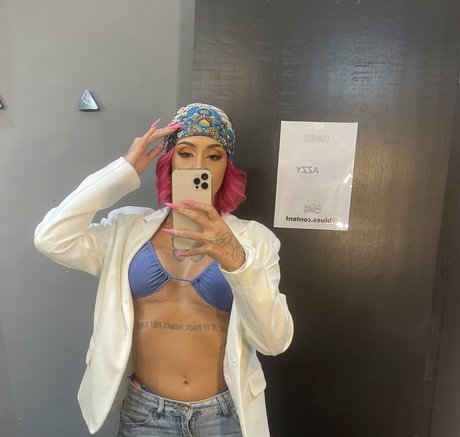 AZZY pornstar sexy pics