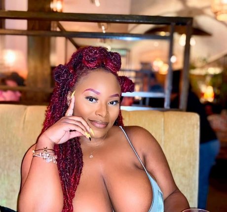 msolurin exclusive star galleries