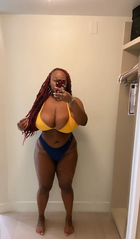 msolurin beautiful star pic